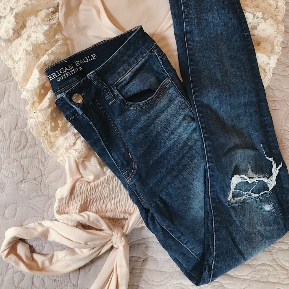 american eagle jeans !